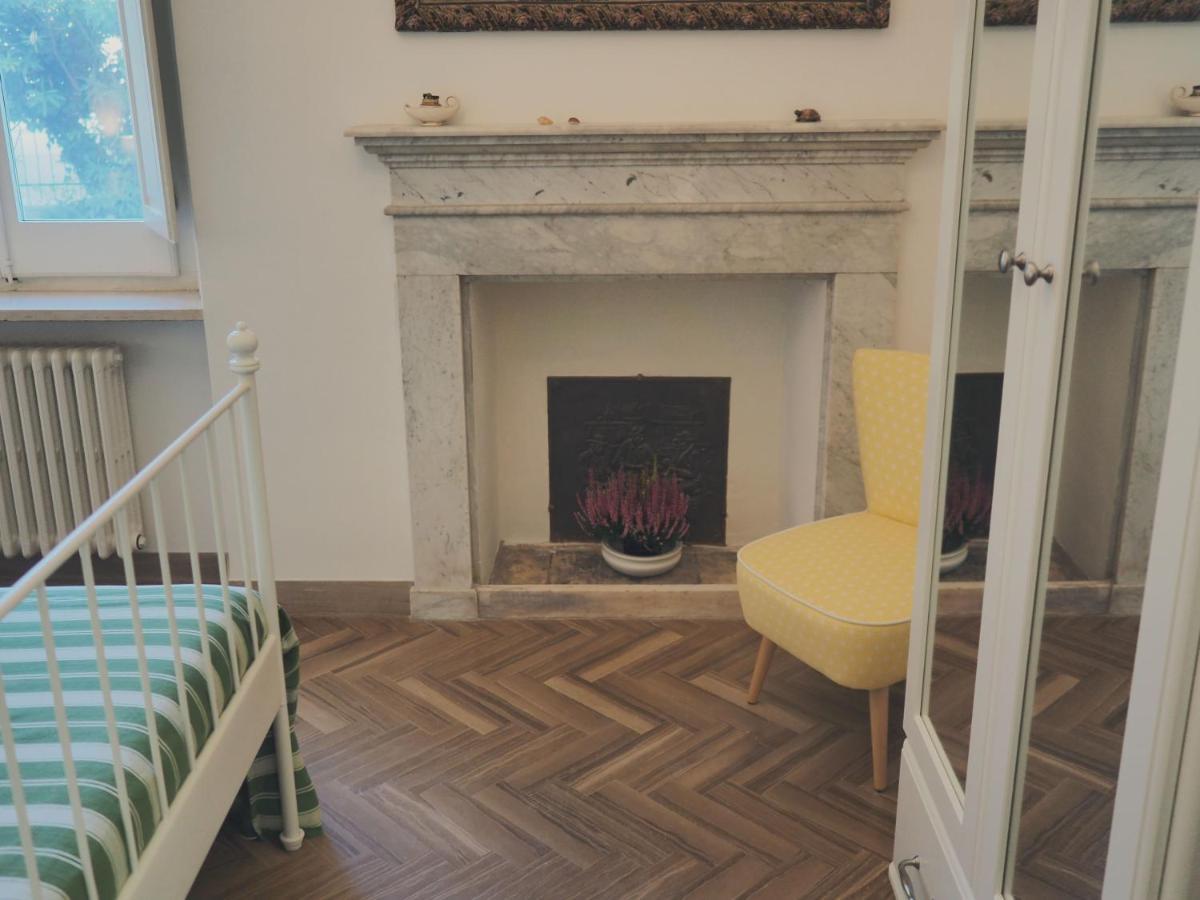 Villa Monti Colli del Tronto Екстериор снимка